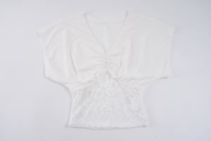 Camiseta Elegante de Manga Murciélago con Volantes y Estampado Digital Ecológico para Mujer - Top de Color Liso con Cuello en V y Cintura Fruncida - Product Image 2