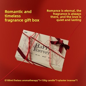 Caja de Regalo con Velas Románticas Emma Molly - Regalo de Cumpleaños, Boda y Compromiso para la Mejor Amiga - Product Image 2