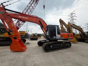 รถขุดไฮดรอลิกตีนตะขาบฮิตาชิ ZAXIS 350 มือสองจากญี่ปุ่นแท้ ขนาด 35 ตัน รุ่น ZX350 สภาพดี - Product Image 4