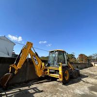 Tractopelle JCB 3CX presque neuve à vendre en stock jcb 3cx
