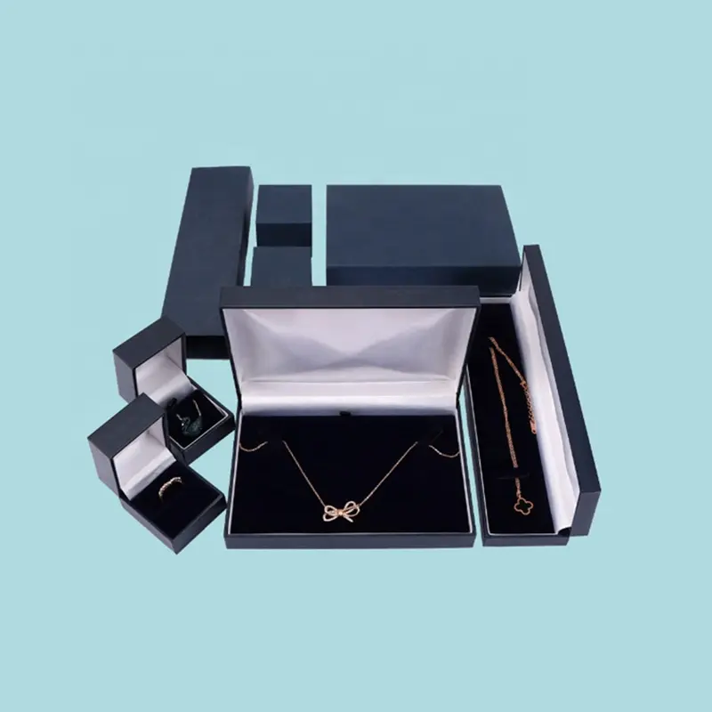 Новая классическая коробка для приема, пластиковая коробка для колец, ожерелий, браслетов, ювелирных изделий, упаковка