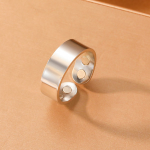 Juego de Anillos y Brazaletes Minimalistas de Acero Inoxidable con Acabado Pulido para Uso Diario, en Forma de <span class=keywords><strong>C</strong></span>, para Mujeres y Hombres - Product Image 3