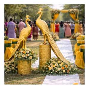 Estatua de Lujo de Pareja de Pájaros Pavo Real Dorados, Adorno Decorativo para la Organización de Ceremonias Haldi y Mehndi - Product Image 1