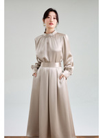Chemise à manches longues en satin de qualité supérieure en tissu acétate teinté blanc clair, col montant décontracté, robe de costume pour femmes, biais à 45 degrés