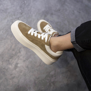 Chaussures décontractées en daim mat kaki, chaussures de marche quotidiennes, baskets de rue, plateforme épaisse et souple, légères, antidérapantes, confortables et amortissantes - Product Image 2