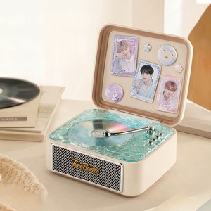 เครื่องเล่นซีดีออลอินวัน HY-1900CD รุ่นใหม่สไตล์วินเทจ คุณภาพระดับออดิโอไฟล์ สำหรับเล่นเพลงจากแผ่นซีดีและอัลบั้มเพลง พร้อมจอแสดงผล ระบบเสียงพกพา - Product Image 1