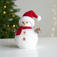 Figurine de bonhomme de neige en peluche douce et tricotée, bonhomme de neige léger en polyfoam, ornement décoratif pour fête d'hiver et vitrine