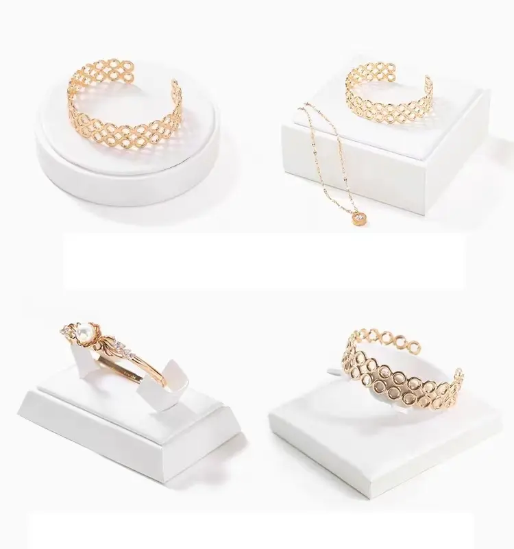 Présentoir de bijoux de mode DOC pour magasin accessoires de présentation de bijoux de luxe présentoir de bracelets de bijoux personnalisés