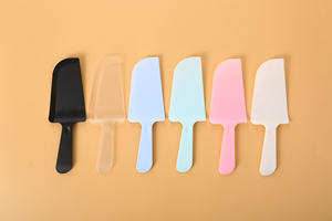 Couteau à gâteau d'anniversaire en plastique bon marché pour impression <span class=keywords><strong>de</strong></span> logo Vente en gros Lots Stock Mariage - Product Image 5