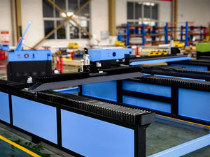 Bán Máy cắt <span class=keywords><strong>laser</strong></span> CNC để bán thép trang trí 1000W reci Max raycus CNC <span class=keywords><strong>Laser</strong></span> <span class=keywords><strong>Cutter</strong></span> cho 1mm 2mm <span class=keywords><strong>3mm</strong></span> 10mm kim loại - Product Image 3