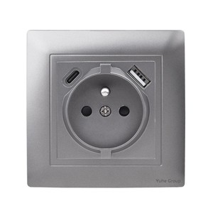 Enchufe de Pared con Panel Táctil Universal Estándar Europeo con Puerto USB Tipo-C, Diseño Minimalista - Product Image 3