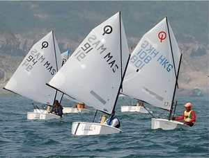 Veleros de Fibra de Vidrio Versión Base OP para Jóvenes, Competición Profesional y Entrenamiento, Veleros Pequeños - Product Image 4