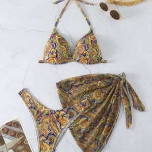 Conjunto de 3 piezas sexy de verano para mujer: Top corto sin mangas con cuello halter, cintura alta, estampado de letras, secado rápido, ecológico, para playa/bañador - Product Image 3