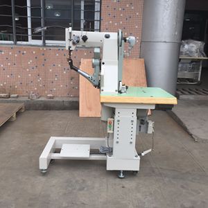 Machine à coudre électronique à bras oscillant JN-168/168S, point de couture latérale à une aiguille pour la couture spéciale de chaussures - Product Image 4
