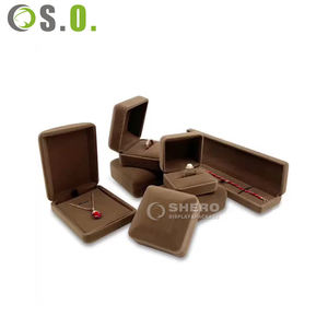 Boîte d'emballage en velours marron personnalisé de haute qualité motif carré vente directe d'usine pour le stockage de colliers de bijoux haut de gamme - Product Image 5