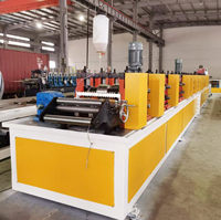 Machine de formage à froid avec boîte de vitesses, utilisée pour les rails de guidage d'ascenseur