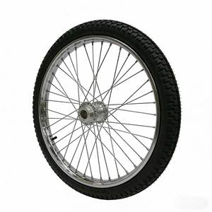 Roues <span class=keywords><strong>de</strong></span> chariot <span class=keywords><strong>de</strong></span> haute qualité 2.50-18 en caoutchouc <span class=keywords><strong>pneumatique</strong></span> avec moyeu en alliage d'aluminium pour chariot à chevaux - Product Image 4