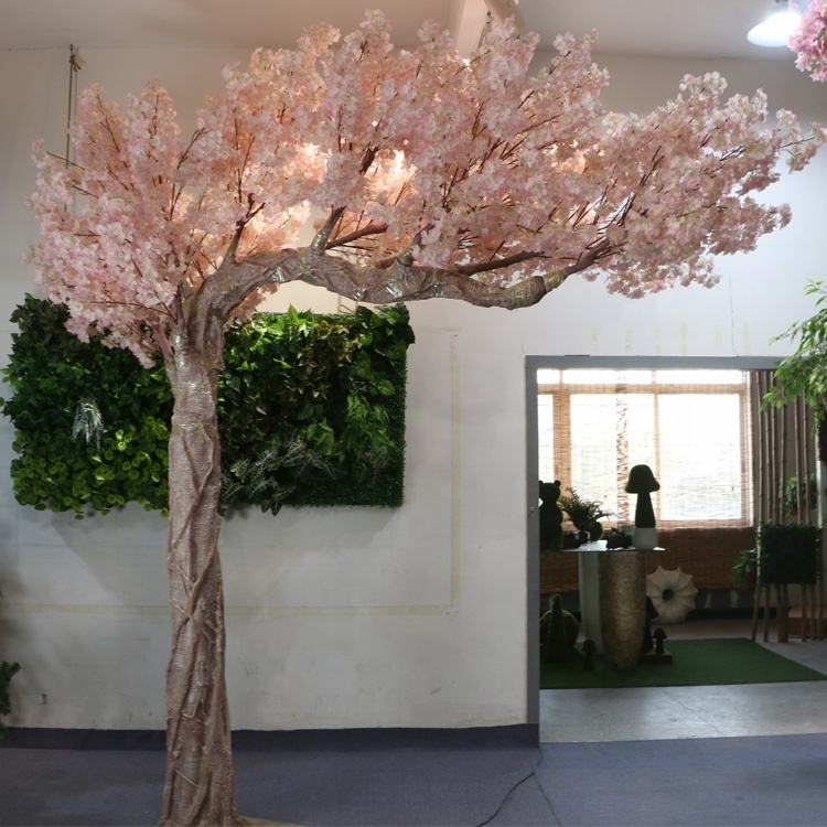 สีชมพูอ่อน