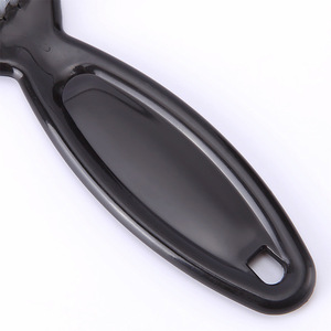 Cepillo de nailon para barba para hombres con cerdas suaves, herramienta práctica para limpieza y cuidado - Product Image 3