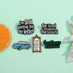 Değnek sihirbazı emaye Pin fantezi sihirli Metal broş yaka rozeti takı sırt çantası aksesuarları seçer - Product Image 2