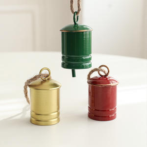 Campana Natalizia Vintage Rustica in Stile Country, Campana a Forma di Mucca, Grande Campana Natalizia in Metallo con Corda di Iuta per Appendere - Product Image 4