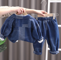 Ensemble de vêtements en jean pour garçons en bas âge, 3 pièces, veste en jean patchwork + t-shirt à imprimé sourire + pantalon de jogging, vêtements décontractés pour enfants, printemps