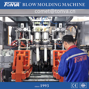 Hdpe Tambour Jerrican Baril Soufflage Faisant La Machine En Plastique De 5 Litres D'extrusion Tête De Filière De Type Machine De Moulage Par Soufflage Automatique 0 L - Product Image 3