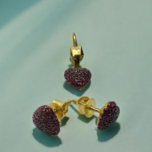 Elegantes Pendientes y Colgante de Oro de 22K con Rubí en Forma de Corazón, Joyería de Diseño Elegante para Mujer, Uso Diario - Product Image 2