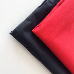 Tissu en maille tricotée Jacquard Pongee Matériau de coque souple pour doudoune 3-en-1 Sport-Wear pour vêtements - Product Image 5