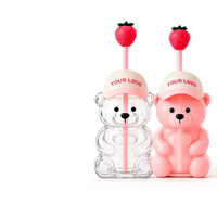 Mug à café en verre rose motif ours en peluche fraise, grande capacité 20OZ, jetable, compatible lave-vaisselle, logo personnalisable, pour cadeau, avec couvercles et pailles