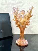 Vase en cristal Art Déco Déesse ailée, sculpture en verre givré de France, statue d'ange luxueuse, vase à fleurs pour la décoration intérieure