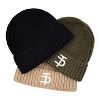 Bonnet d'hiver unisexe en tricot côtelé épais et chaud, avec revers plié et logo brodé, idéal pour la vente en gros