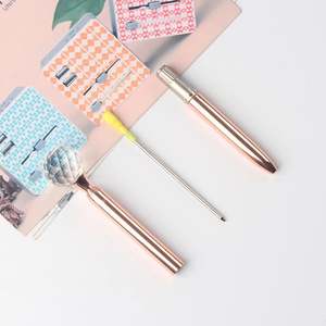 Commercio all'ingrosso 1.0mm Premium penna a sfera di fabbrica in metallo diamante rosa oro <span class=keywords><strong>grande</strong></span> diamante trasparente 1.0mm larghezza di <span class=keywords><strong>scrittura</strong></span> - Product Image 5