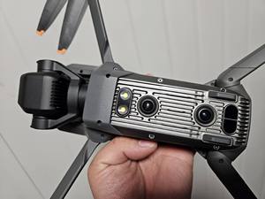 Drones DJI Mavic 3 Prosumer d'occasion, 46 min d'autonomie de vol, caméra Hasselblad 5.1K 20MP, télécommande Wi-Fi Expert, en plastique - Product Image 4