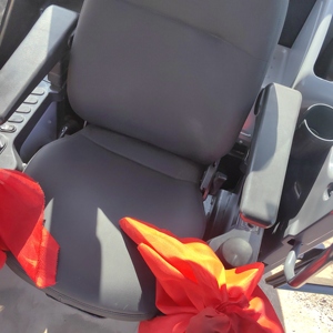 รถขุดโคมัตสึ PC60 มือสองจากญี่ปุ่น 6 ตัน สภาพดีเยี่ยม เครื่องยนต์ เกียร์ มอเตอร์ ผ่านการทดสอบและตรวจสอบแล้ว เหมาะสำหรับงานก่อสร้างและฟาร์ม - Product Image 6