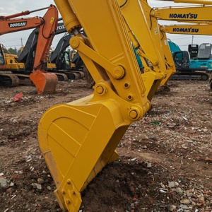 รถขุดตีนตะขาบ Komatsu PC210 มือสอง ขนาด 21 ตัน เครื่องยนต์ CE EPA รถขุดขนาดกลางสำหรับงานเหมือง รถขุดมือสองในสต็อก - Product Image 2