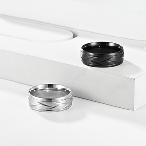 Lot de 2 bagues pivotantes rayées en acier inoxydable de 8 mm, bijoux de fiançailles et de fête pour couples, en argent massif noir à bord biseauté, style mode - Product Image 2