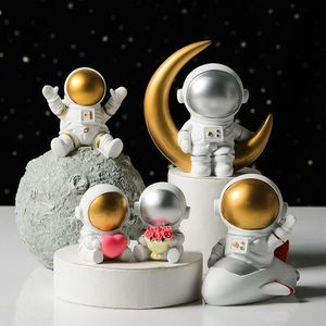 Figurines d'action d'astronautes en vinyle personnalisées avec corps en fil métallique flexible pour la fabrication de jouets OEM ODM - Product Image 4
