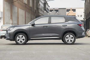 Véhicule SUV Wuling Xingchi <span class=keywords><strong>2023</strong></span> en stock, le plus vendu, le <span class=keywords><strong>moins</strong></span> cher de Chine, 1.5L 99ch, nouvelle <span class=keywords><strong>voiture</strong></span> essence 5 portes 5 places - Product Image 3