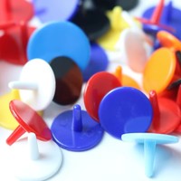 Marqueurs de balle de golf imprimés avec logo, durables, colorés, avec emballage personnalisé, 3 1/4 ", 2 3/4 ", 2 1/8 ", prix fabricant avantageux