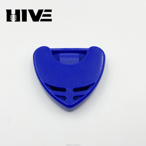 Estuche de púa clásico, soporte de púa de color para guitarra, soporte de púa en forma de corazón, estuche de púa triangular grande - Product Image 3