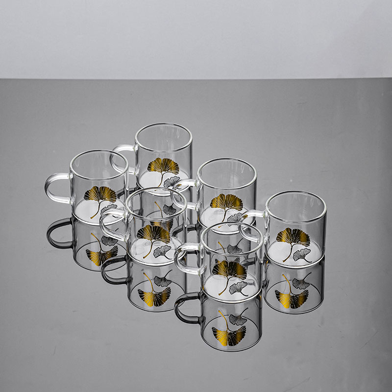 Six gold-embossed ginkgo leaf cups