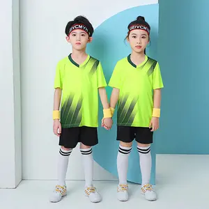 新着キッズサッカーチームウェア子供スポーツウェアクラブサッカーユニフォームセット青と白のスポーツウェア水スラリー印刷