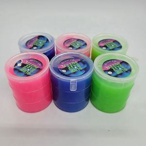 Cubo de aceite pequeño transparente caliente que brilla en la oscuridad Masilla Slime Persiguiendo y engañando a la luz nocturna Agua Nariz Pegamento Juguetes - Product Image 3