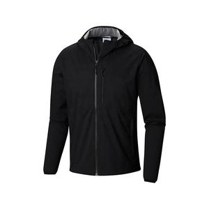 Chaqueta de invierno Softshell personalizable unisex para hombres y mujeres duradera para actividades al aire libre en clima frío con cierre de cremallera - Product Image 3