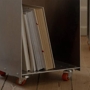 طاولة جانبية متحركة من الألومنيوم HC مع عجلات، طاولة خفيفة الوزن قابلة للتحريك، أثاث معدني مخصص حسب الطلب طراز HC-C - Product Image 6