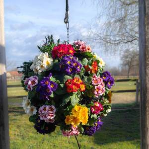 Lampadaire de jardin vertical décoratif, écologique, durable, en plastique, avec paniers suspendus pour plantes, capacité de 30 kg - Product Image 1