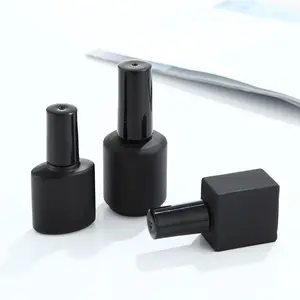 Factory direct sale 10ml round black full dark glass nail polish bottle can be customized