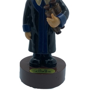 Nuovissimi ornamenti decorativi personalizzati personalizzati ---- carattere in resina <span class=keywords><strong>di</strong></span> sculture <span class=keywords><strong>di</strong></span> teste Bobble del giudice - Product Image 6