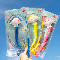 Jouet interactif pour chat en forme de poisson-diable mignon en acier inoxydable avec plumes et peluche, vente en gros
